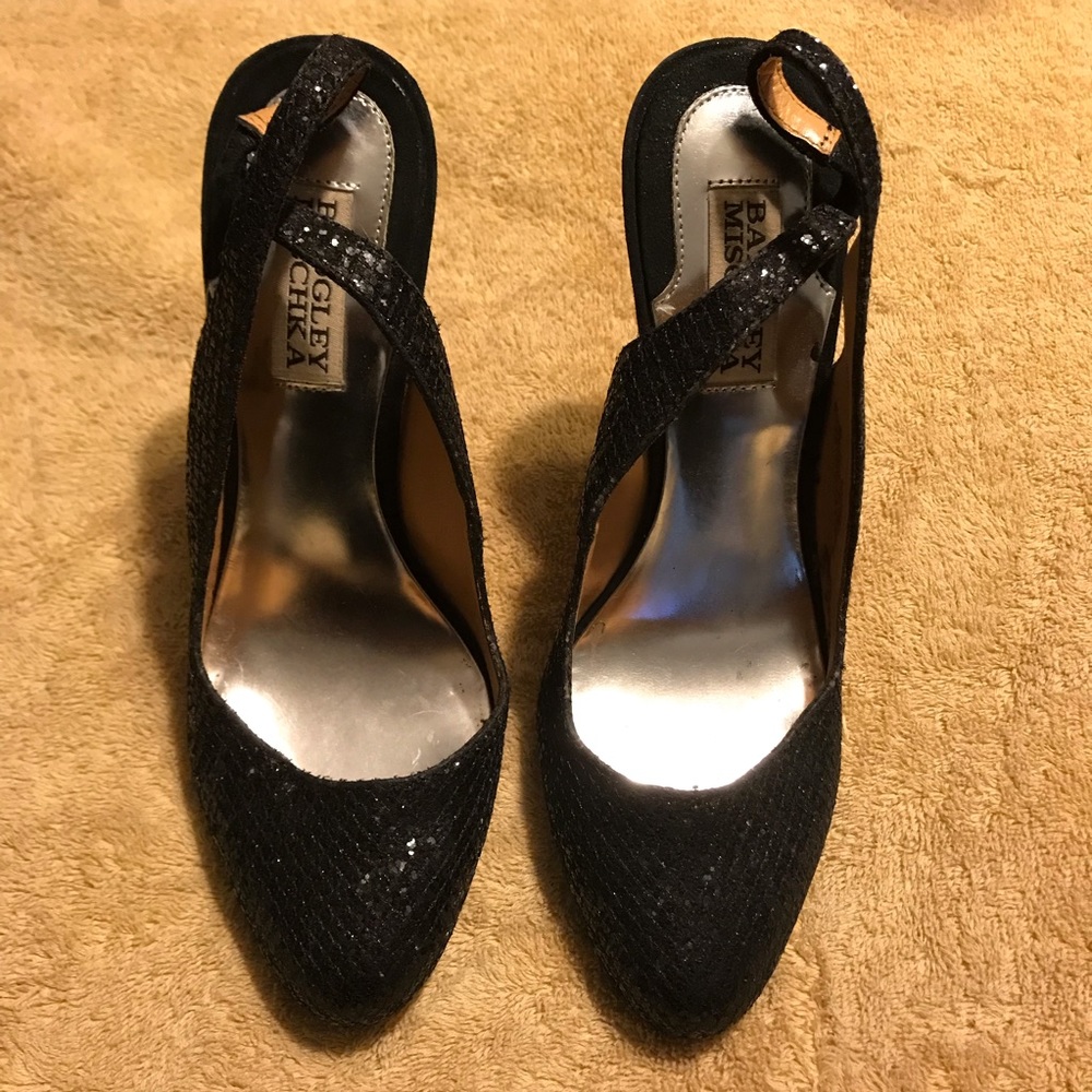 Badgley Mischka Kiss Kiss Black Slingback Pumps